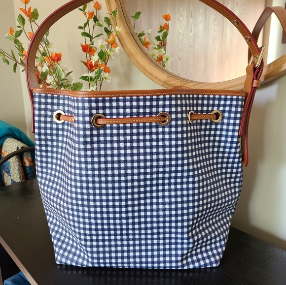Dooney & Bourke Aimee Shoulder Bag Gingham Plaid Coated Canvas & Leather - Picture 5 of 9